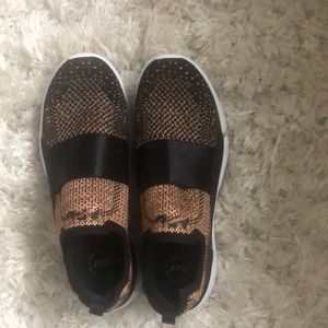 APL sneakers size 9.5
